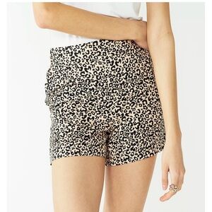 NWT Nine West Pull on Short